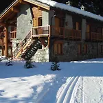Pet-friendly Mountain Escape *