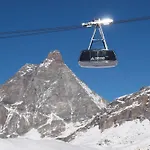 Pet-friendly Mountain Escape *