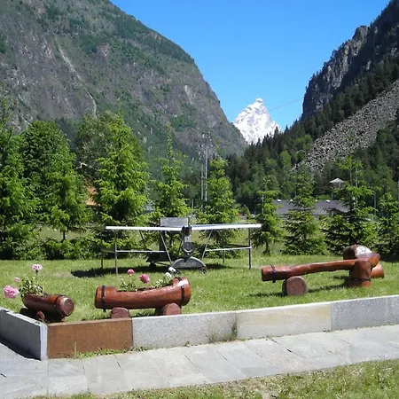 Pet-friendly Mountain Escape アパート Antey-Saint-André
